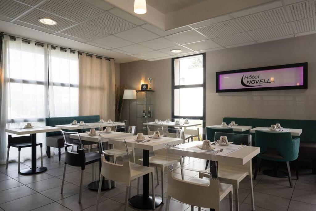 The Originals City, Hotel Novella Confort, Nantes Est Каркефу Екстер'єр фото